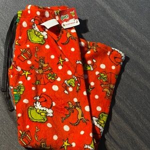 The Grinch & Max Christmas Pajamas in Size M NWT